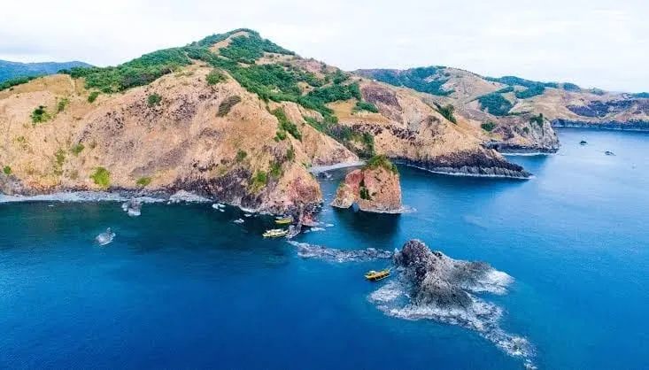 Tour 3 — All-In Beach Premium Charter